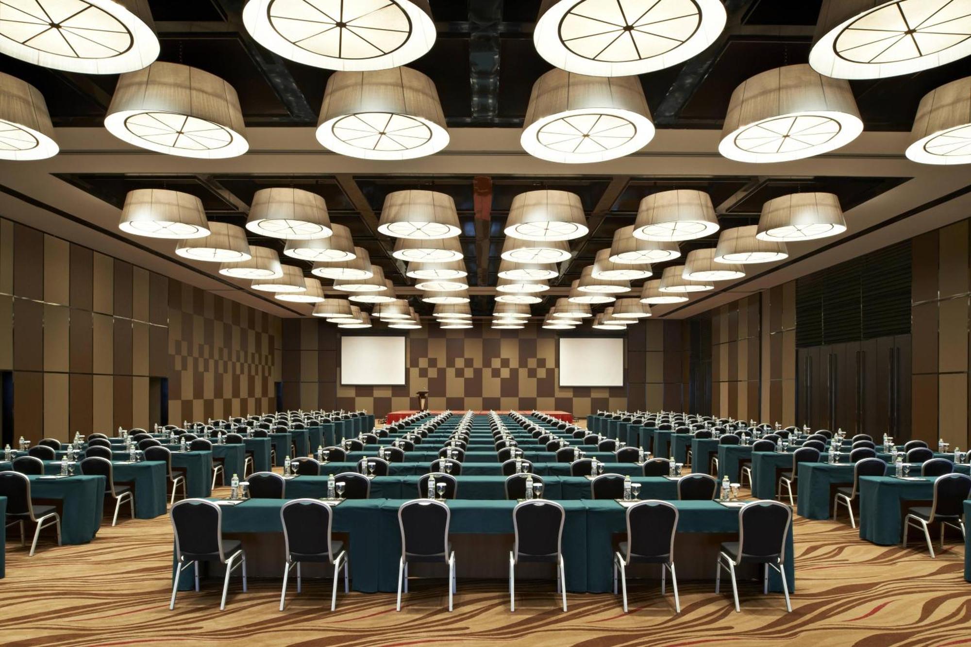 Four Points By Sheraton Qingdao, West Coast Bagian luar foto