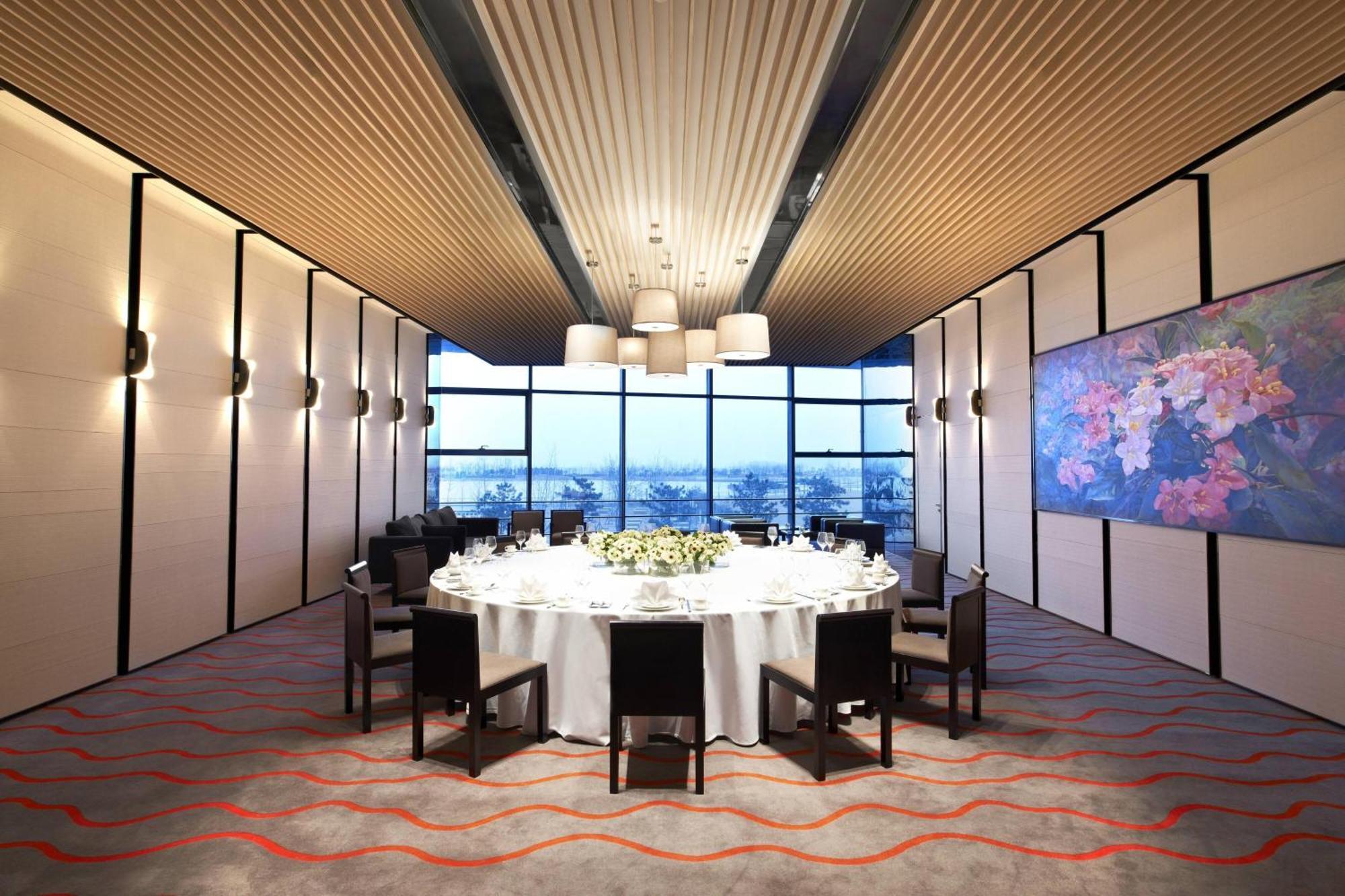 Four Points By Sheraton Qingdao, West Coast Bagian luar foto