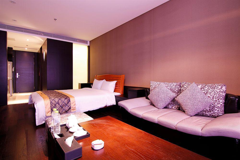 Four Points By Sheraton Qingdao, West Coast Bagian luar foto