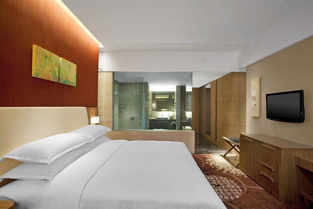 Four Points By Sheraton Qingdao, West Coast Bagian luar foto