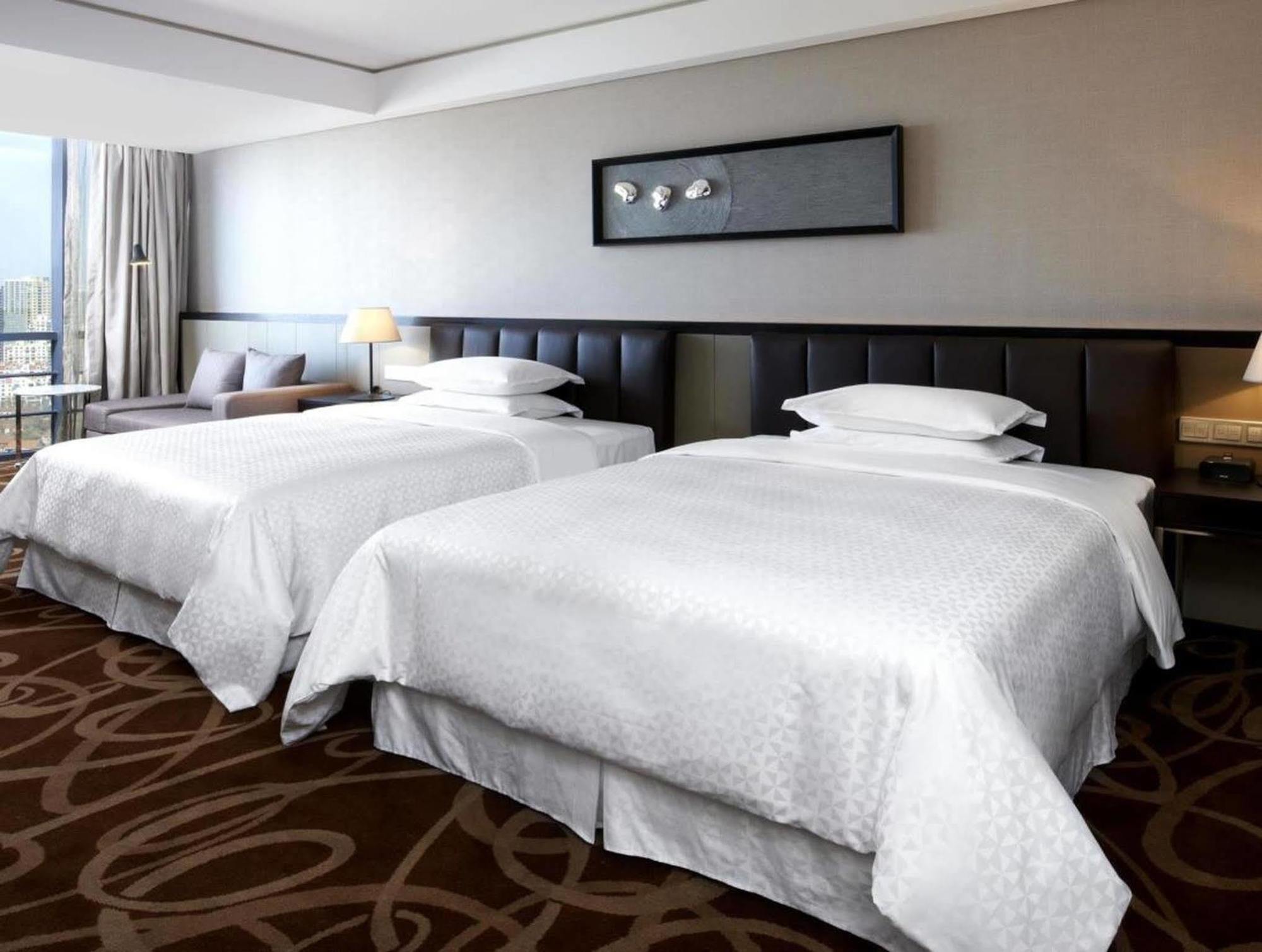 Four Points By Sheraton Qingdao, West Coast Bagian luar foto
